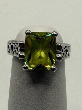 Lia Sophia Silver Ring with Light Green Stones Size 6